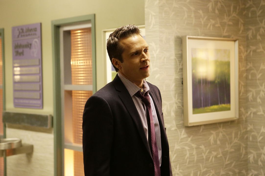 Während Ryan (Seamus Dever) die Geburt seines Kindes kaum erwarten kann, ermitteln er und der Rest von Becketts Team in einem Fall, bei dem ein Grab... - Bildquelle: Nicole Wilder 2016 American Broadcasting Companies, Inc. All rights reserved. / Nicole Wilder