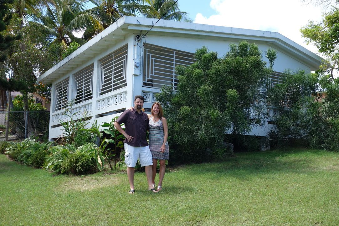 Ein Schlüsselfertiges Haus oder eine Immobilie an der noch gebaut werden muss? Jolyon (l.) und Sarah (r.) sind sich nicht einig, was sie wirklich wo... - Bildquelle: 2014, HGTV/Scripps Networks, LLC. All Rights Reserved.