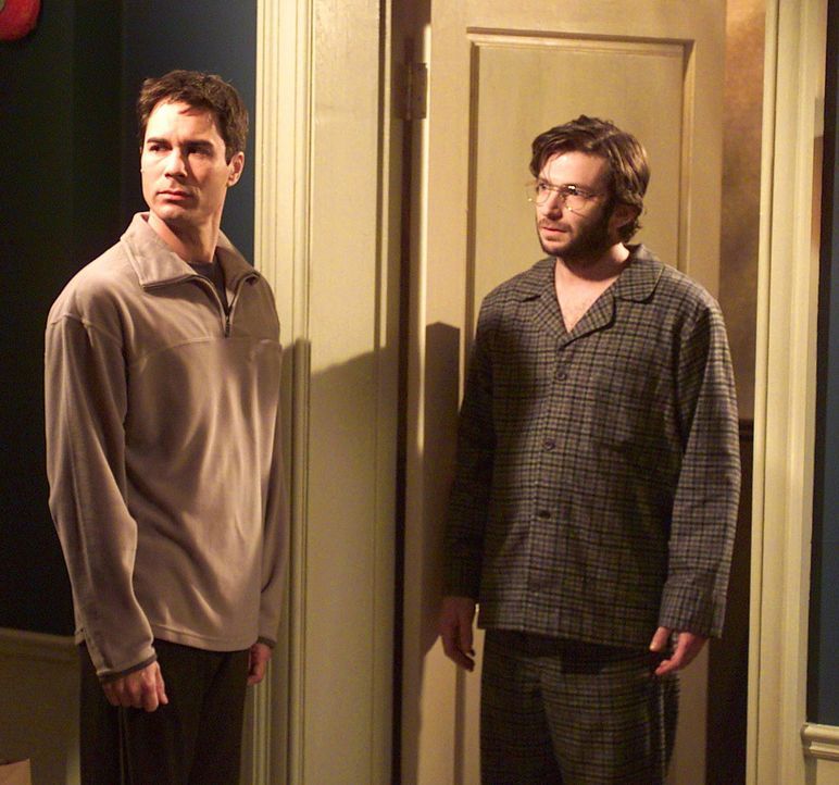 Will (Eric McCormack, l.) ist ziemlich geschockt, als er sein Blind Date erblickt ... - Bildquelle: NBC Productions