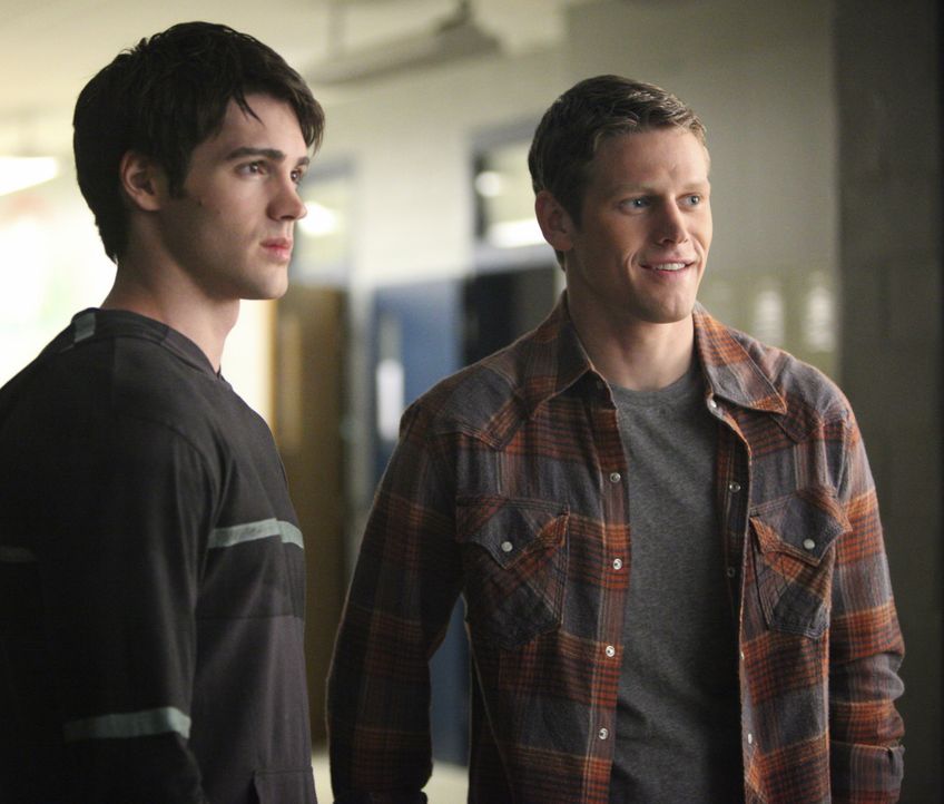Jeremy und Matt - Bildquelle: Warner Bros. Entertainment Inc.