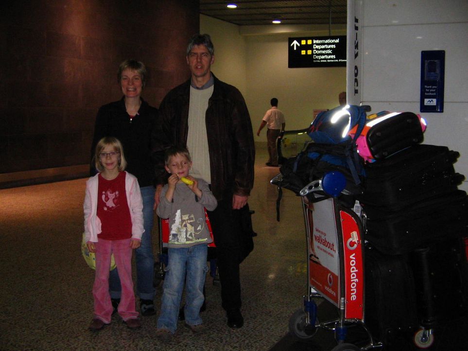 Detlef Hölscher (46) will mit seiner Frau Karen (41) und den beiden Kindern Marieke (6) und Daniel (5) nach Australien auswandern ... - Bildquelle: kabel eins