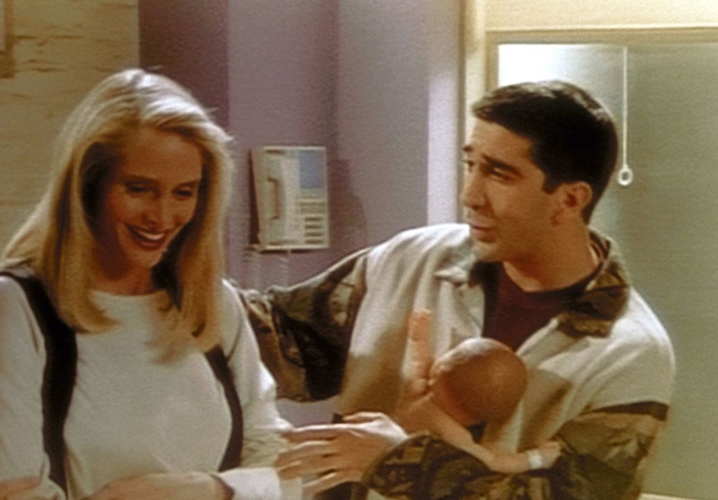 Carol (Jane Sibbett, l.) und Ross (David Schwimmer, r.) bereiten sich in einer Schwangerschaftsgruppe auf die Elternschaft vor. - Bildquelle: TM+  2000 WARNER BROS.