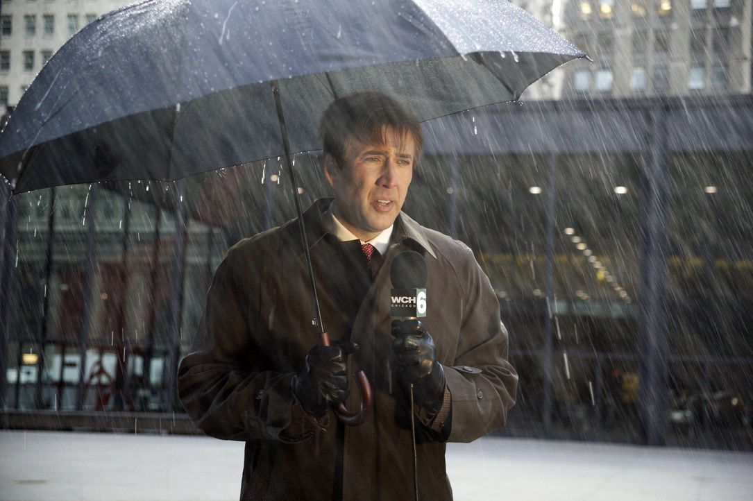 Wolken ziehen auf, es hagelt Probleme und stimmungsmäßig befindet sich Wetterfrosch David Spritz (Nicolas Cage) in einem tiefen Tief ... - Bildquelle: 2004 by PARAMOUNT PICTURES. All Rights Reserved.