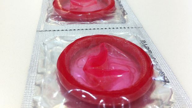 Verpackte rote Kondome
