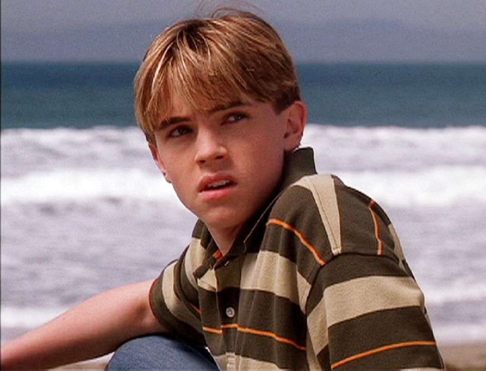 Bradin (Jesse McCartney) muss sich an die neuen Lebensumstände erst noch gewöhnen ... - Bildquelle: CBS Television