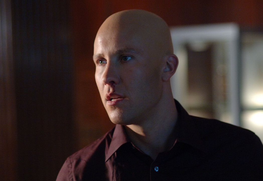 Noch ahnt Lex Luthor (Michael Rosenbaum) nicht, dass Clark seine Superkräfte verloren hat ... - Bildquelle: Warner Bros.