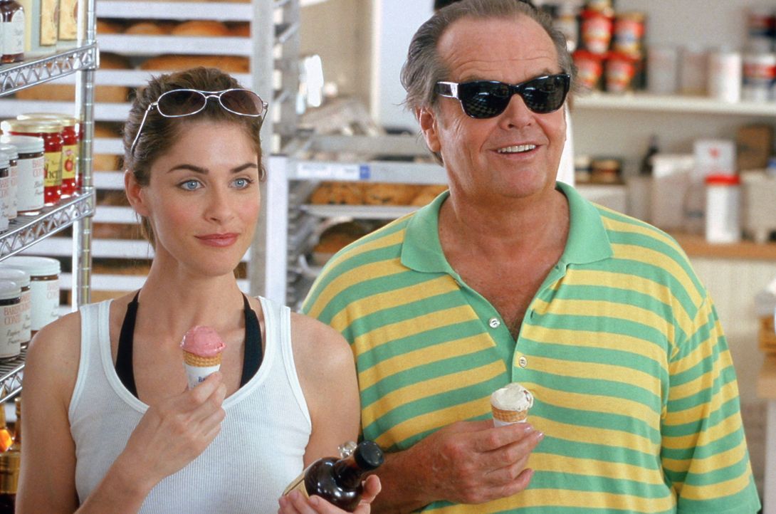 Wollen ein gemeinsames romantisches Wochenende verbringen: Marin (Amanda Peet, l.) und Harry (Jack Nicholson, r.) ... - Bildquelle: Warner Bros. Pictures