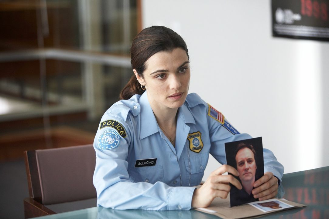 Kann Kathryn (Rachel Weisz) die entführten und völlig verängstigten Mädchen, die als Sexsklavinnen gehalten werden, dazu überreden, eine Aussage zu... - Bildquelle: 2010 Whistleblower (Gen One) Canada Inc. and Barry Films GmbH
