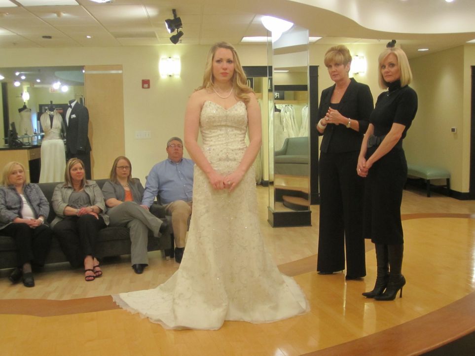 LeighAnn Floyd (M.) ist auf der Suche nach dem perfekten Hochzeitskleid ... - Bildquelle: TLC & Discovery Communications