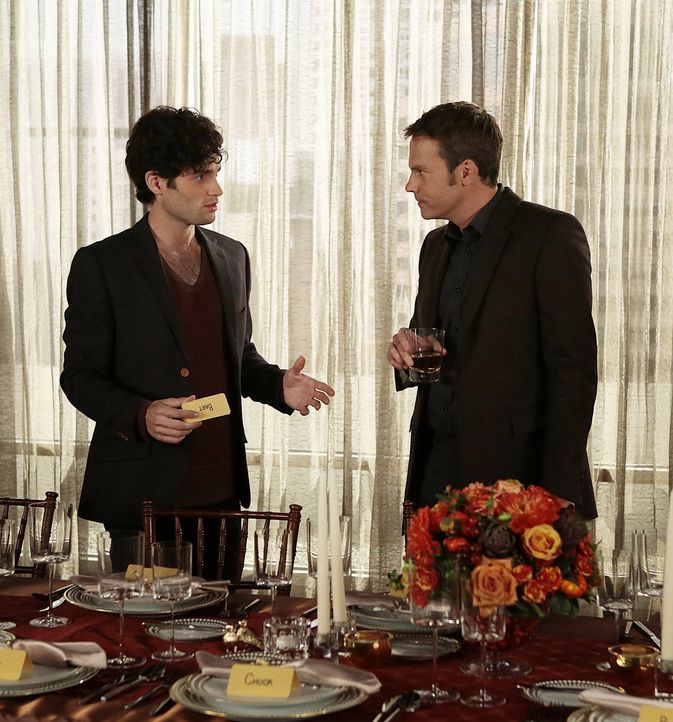 Dan und Steven - Bildquelle: Warner Bros. Television