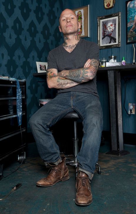 In "Tattoo Nightmares" kümmert sich Tommy Helm um verzweifelte Kunden, die ihre misslungenen Tattoos verschönern lassen wollen. - Bildquelle: 2012 Spike Cable Networks Inc. All Rights Reserved.