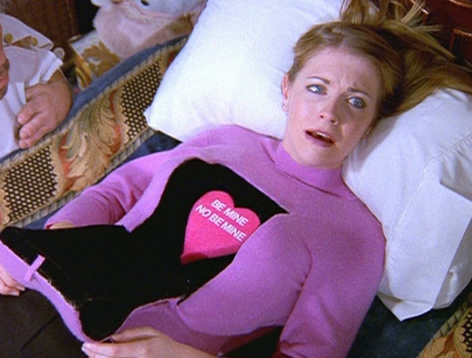 Ausgerechnet am Valentinstag wird Sabrina (Melissa Joan Hart) von Herzbeschwerden heimgesucht. - Bildquelle: Paramount Pictures