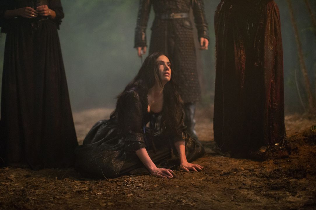 Muss Mary (Janet Montgomery) mit ansehen, wie ihr Sohn geopfert wird, um den Fürsten der Hölle den Weg in diese Welt zu ebnen? - Bildquelle: 2015 Fox and its related entities. All rights reserved.