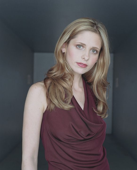 (7. Staffel) – Kann Buffy (Sarah Michelle Gellar) die Welt vor Dämonen beschützen? - Bildquelle: TM +   Twentieth Century Fox Film Corporation. All Rights Reserved.