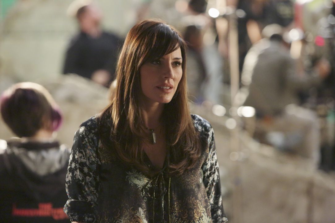 Castle und Beckett ermitteln in einem neuen Mordfall und stoßen dabei auf Naomi Duvray (Krista Allen). Doch hat sie etwas damit zu tun? - Bildquelle: ABC Studios