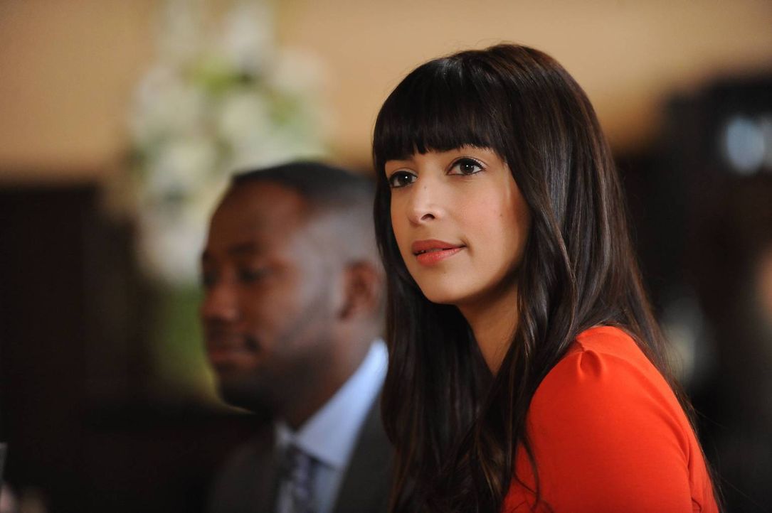 Auf der letzten Hochzeit der Saison wird Cece (Hannah Simone) mal wieder vor Augen geführt, was für verrückte Freunde sie hat ... - Bildquelle: 2014 Twentieth Century Fox Film Corporation. All rights reserved.