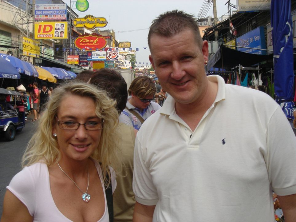 Kathy Weiss (32) und Thorsten Böhmer (35) wandern von Bochum nach Bangkok aus ... - Bildquelle: kabel eins
