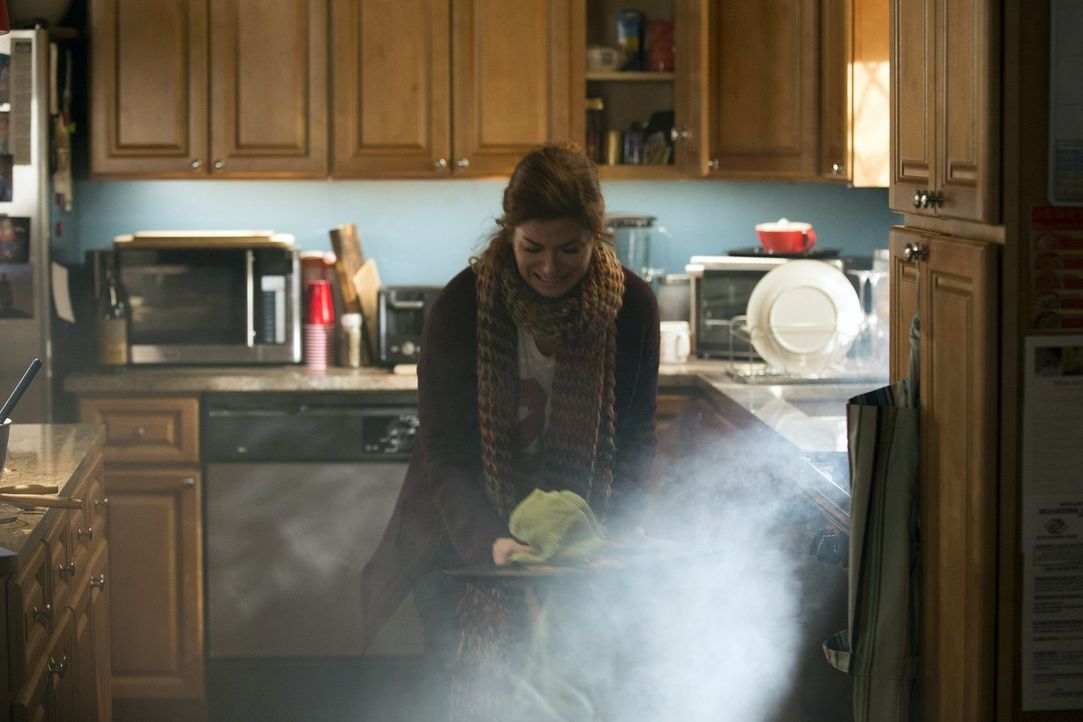Hat alle Hände voll zu tun: Laura Diamond (Debra Messing) ... - Bildquelle: Warner Bros. Entertainment, Inc.