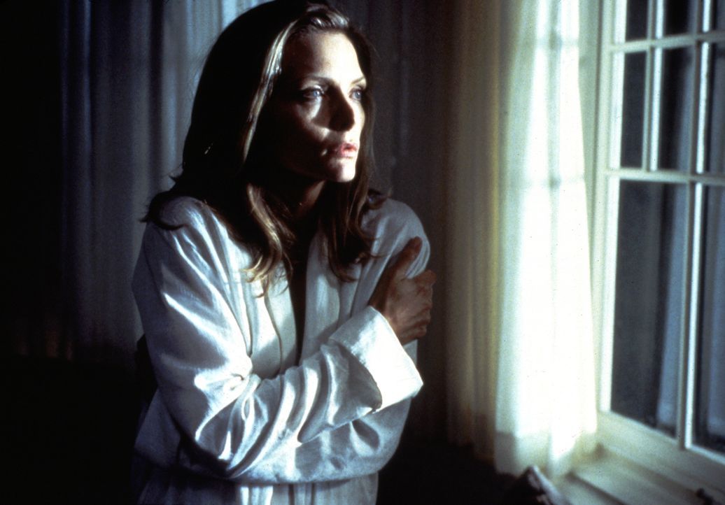 Als die Tochter von Norman und Claire (Michelle Pfeiffer) aufs College geht, ist Claire den ganzen Tag allein zu Hause und beginnt, Stimmen zu hören... - Bildquelle: 20th Century Fox