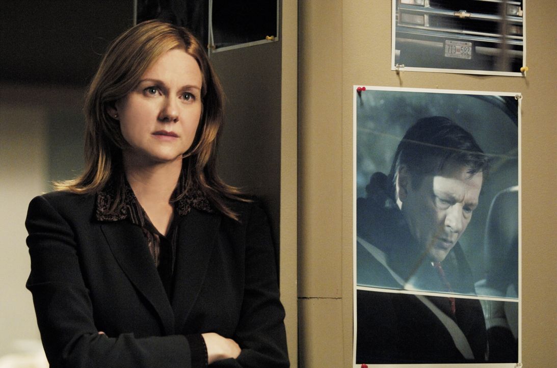 Kate Burroughs (Laura Linney) hat den Verräter längst enttarnt, doch kann sie ihn auch überführen? Da kommt ihr eine Idee ... - Bildquelle: Universal Pictures