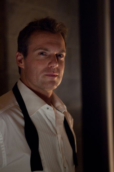 Das Schicksal hält eine Überraschung für den charismatischen Chirurg Dr. Charlie Harris (Michael Shanks) bereit - allerdings keine positive ... - Bildquelle: 2012  Hope Zee One Inc.