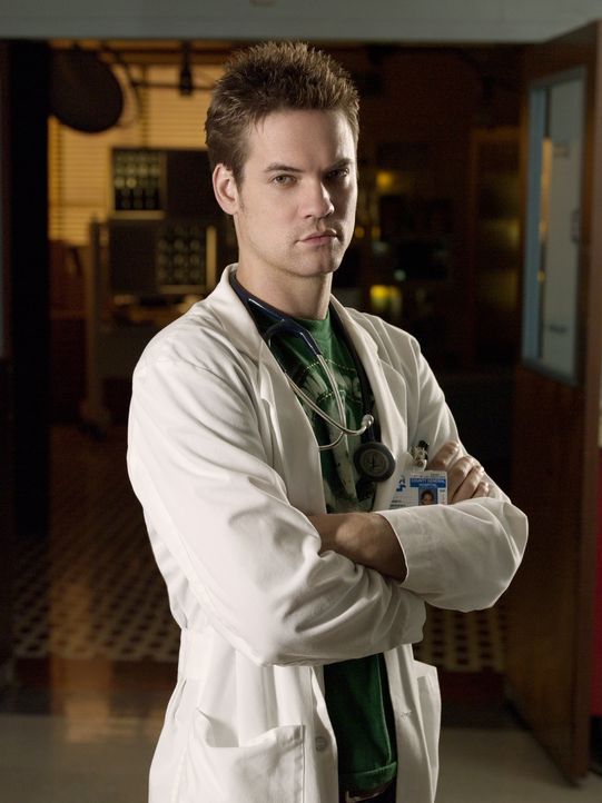 (13. Staffel) - Dr. Ray Barnett (Shane West) arbeitet in der Notaufnahme des County General Hospital ... - Bildquelle: Warner Bros. Television