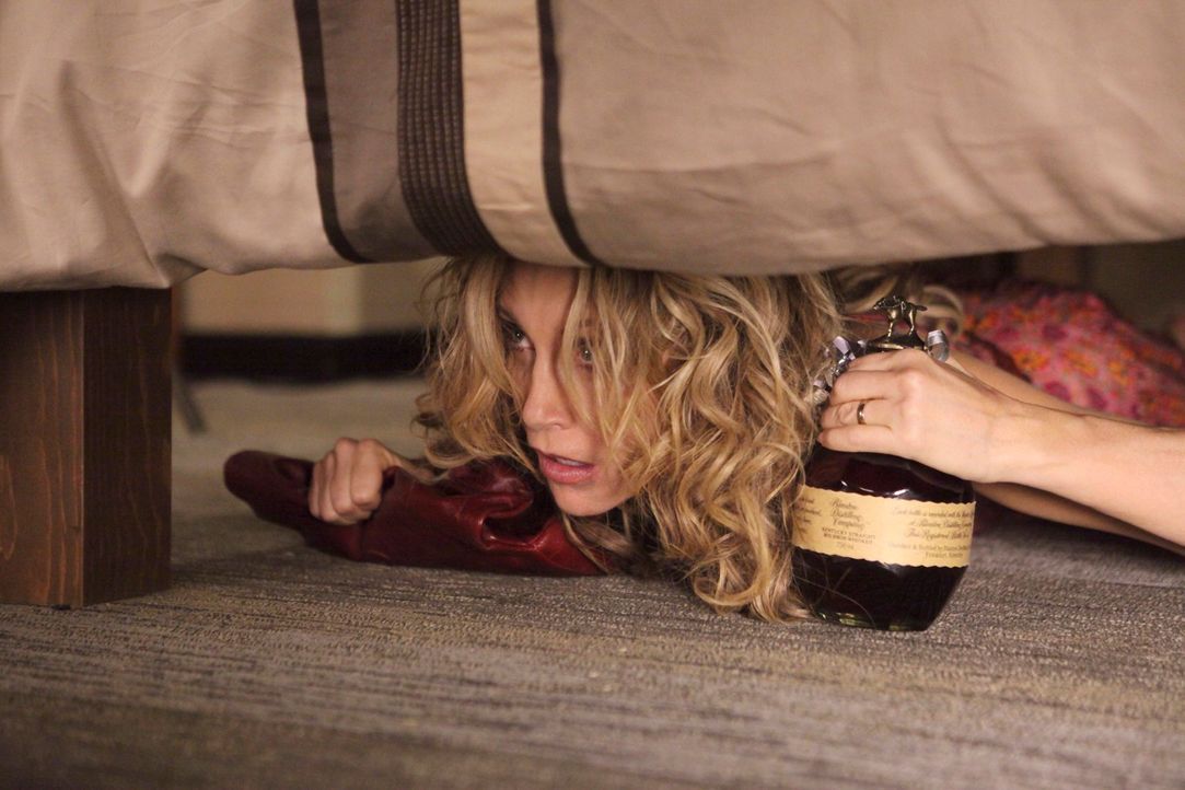 Durch ein blödes Missverständnis, gerät Lynette (Felicity Huffman) in eine peinliche Situation ... - Bildquelle: ABC Studios