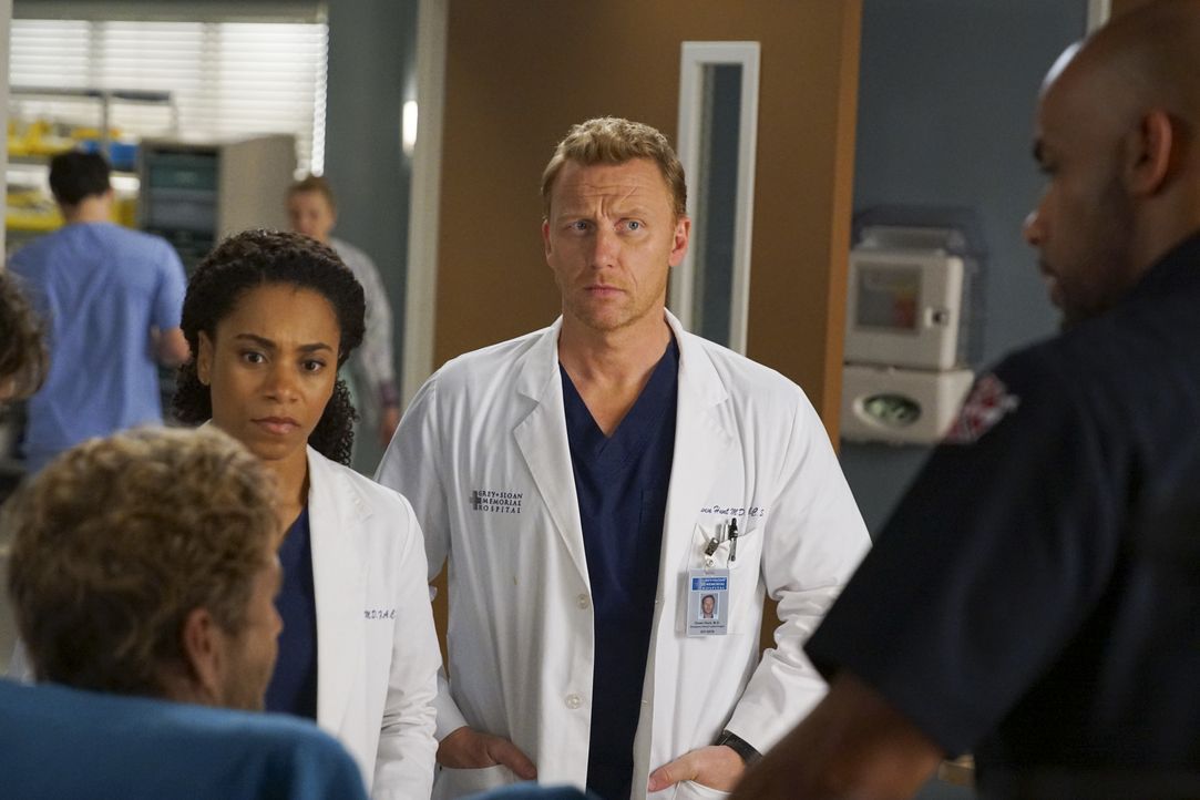 Dr. Maggie Pierce (Kelly McCreary, l.); Dr. Owen Hunt (Kevin McKidd, r.) - Bildquelle: Scott Everett White ABC Studios / Scott Everett White