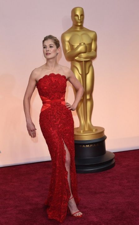 Oscars 2015: Rosamund Pike - Bildquelle: AFP