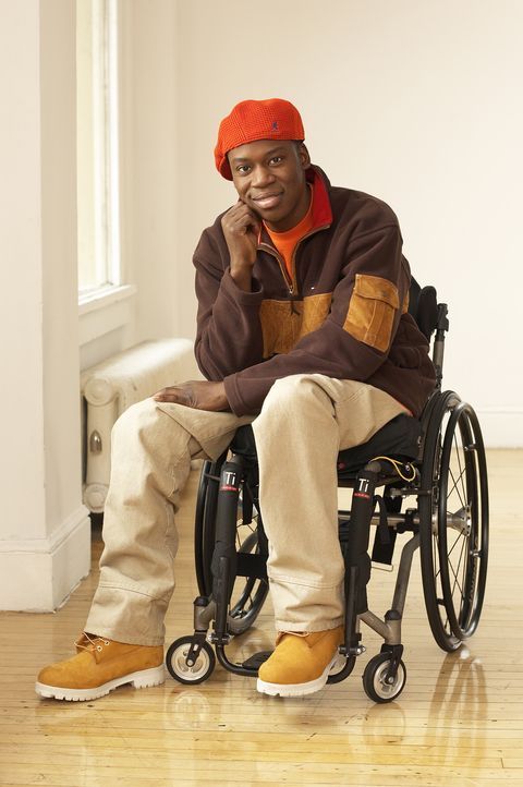 (4. Staffel) -Kann sein Leben trotz Rollstuhl genießen: Eli (Daryl Mitchell) ... - Bildquelle: TM &   Paramount