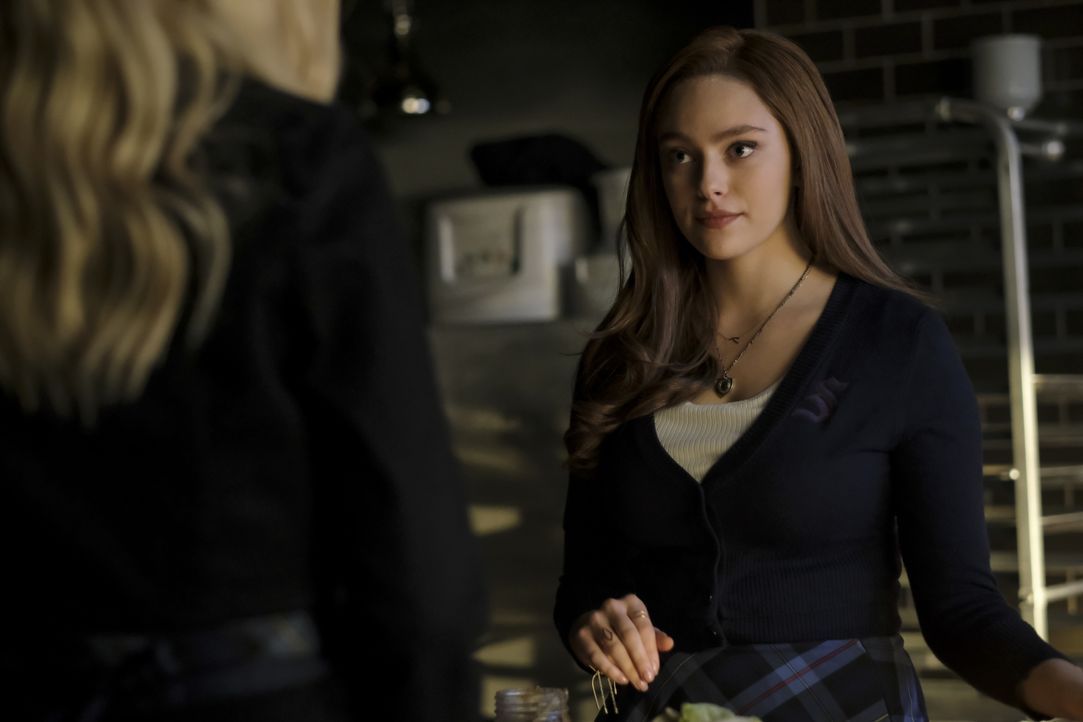 Hope Mikaelson (Danielle Rose Russell) - Bildquelle: 2020 Warner Bros Entertainment Inc. All rights reserved.