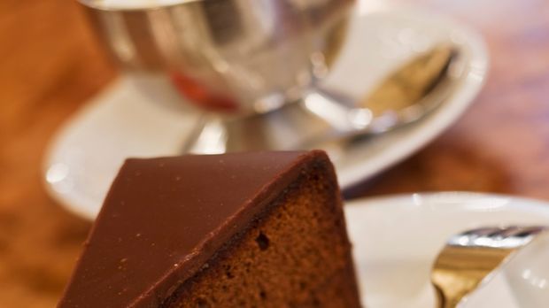 Sachertorte Im Cafe Aus Schokobiskuit Rezept