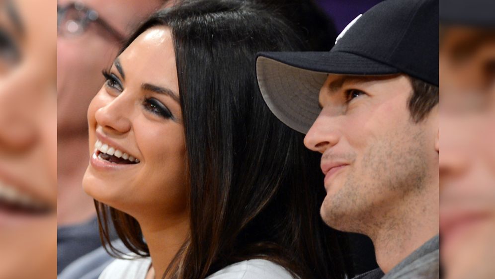 Ashton Kutcher Und Mila Kunis Jon Cryer Packt Uber Hochzeit Aus Sixx