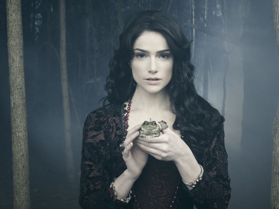 (2. Staffel) - Mary (Janet Montgomery) muss sich ständig gegen ihre Widersacher zur Wehr setzen, ohne dabei ihre wahre Identität den Bewohnern Salem... - Bildquelle: 2015 Fox and its related entities. All rights reserved.