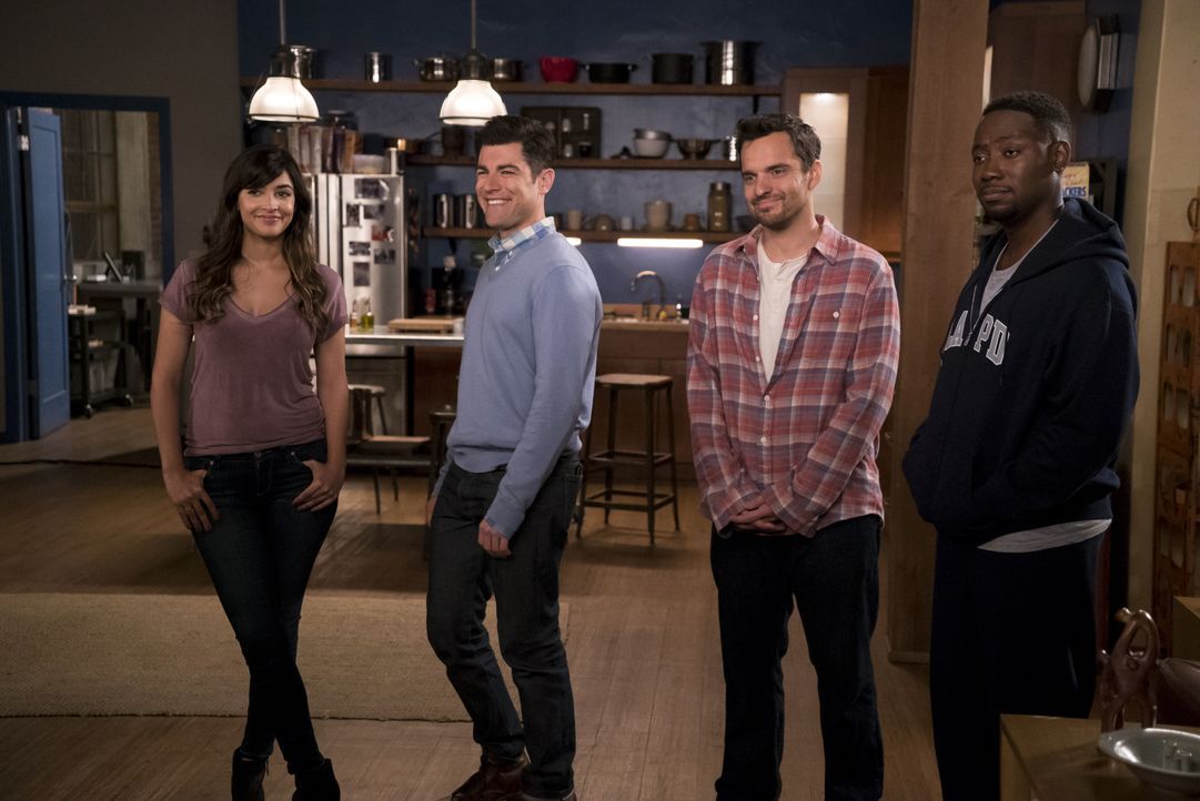 Also sich die selbstbewusste Reagan bei Cece (Hannah Simone, l.), Schmidt (Max Greenfield, 2.v.l.), Nick (Jake Johnson, 2.v.r.) und Winston (Lamorne... - Bildquelle: 2016 Fox and its related entities. All rights reserved.