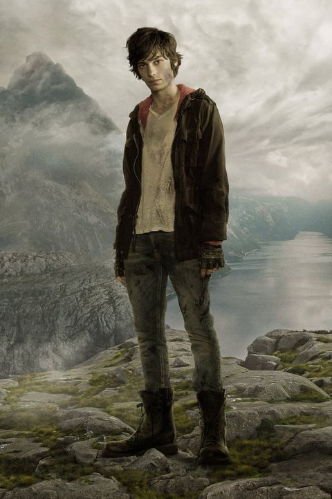 (2. Staffel) - Jasper (Devon Bostick) scheint sich in "Mount Weather" wohl zu fühlen ... - Bildquelle: 2014 Warner Brothers