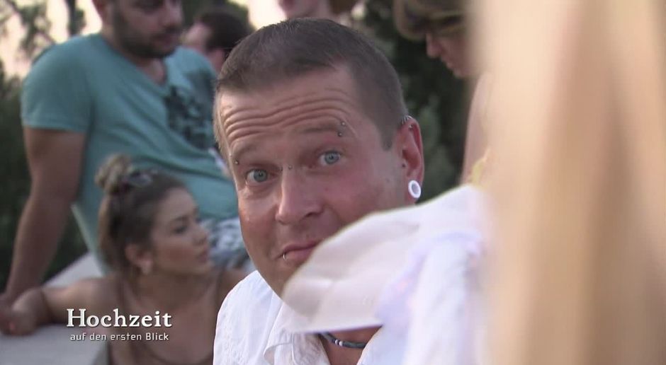 Hochzeit Auf Den Ersten Blick Video Marko Braucht Zeit Sixx